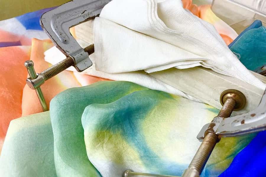 Itajime Shibori Scarf Class at Kyoto Shibori Museum - The Shop Offers Finished Work and Materials