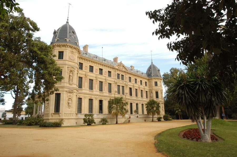 Jerez de la Frontera: Andalusian Horse Dance and Museums - Start with the film and palace grounds
