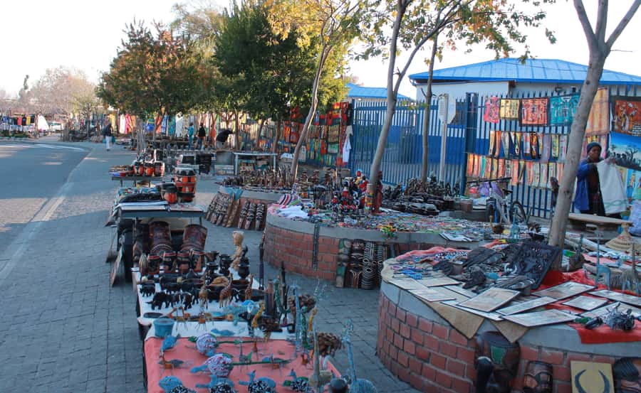 Jo'berg in 1 Day: Soweto, Apartheid Museum & City Tour - Johannesburg sights from the vehicle