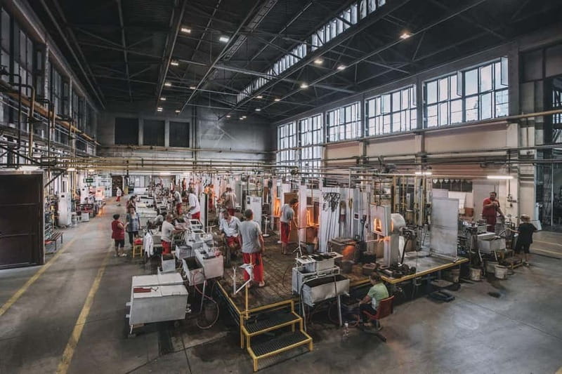 Karlovy Vary: Moser Glassworks Tour with Museum Entry - The museum’s older works and current collections