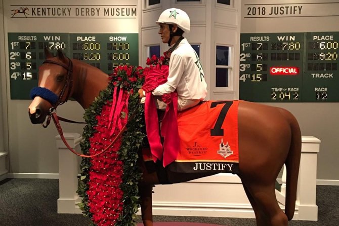 Kentucky Derby Museum - General Admission and Guided Track Visit - Meeting the museum’s resident horses