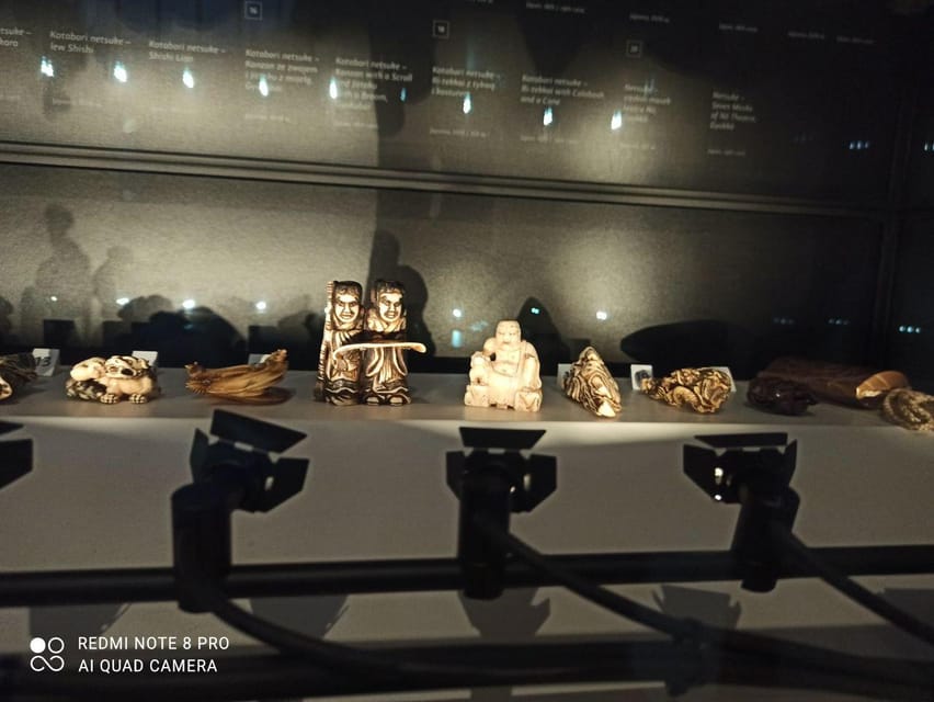 Krakow: Czartoryski Museum Guided Tour in English - What the 90-minute route gives you