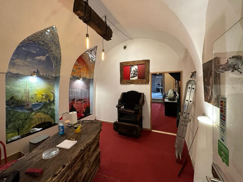 Kraków: Guided Tour of the Torture Museum - The one-hour format and the $9 price