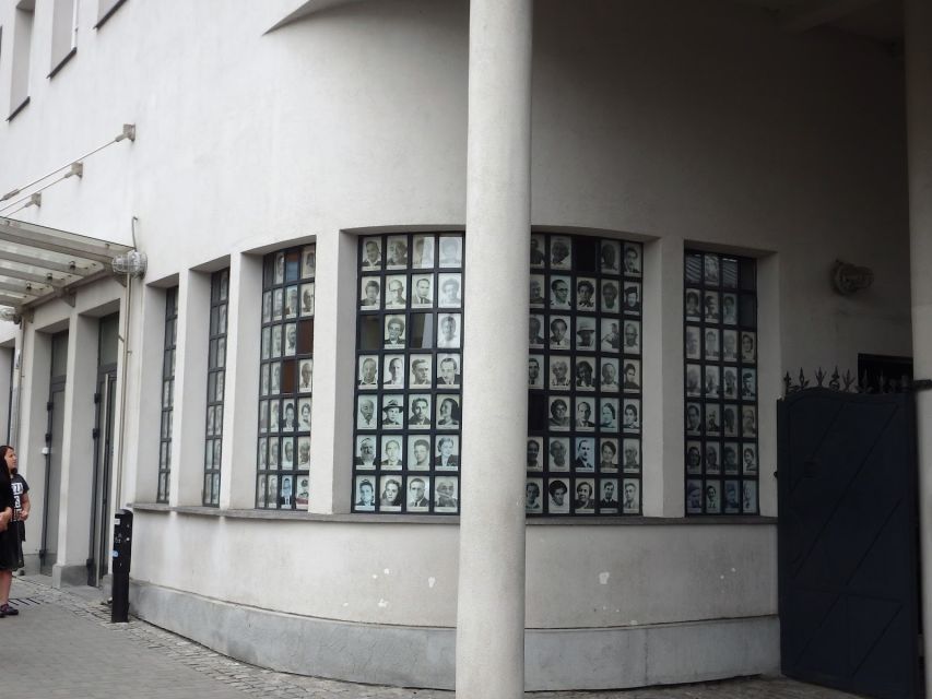 Krakow: Schindler's Factory Museum Guided Tour - Should you book Schindler’s Factory with a guide?