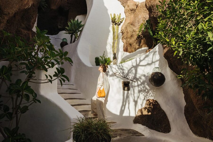 Lanzarote: LagOmar Museum Entry Ticket - Gardens, café stops, and the pace of your visit