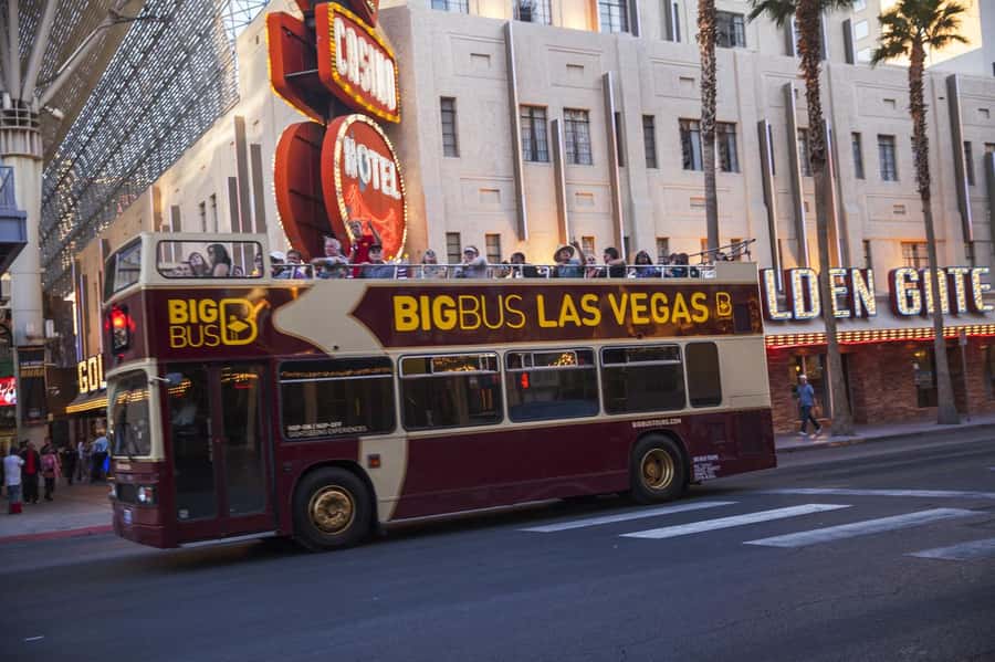 Las Vegas: Neon Museum Experience & Vegas Open-Top Bus Tour - The ride back to the Strip