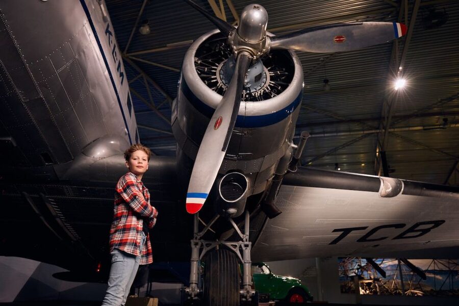 Lelystad: Aviodrome Aviation Museum Entry Ticket - Watching the 4D film Skymania