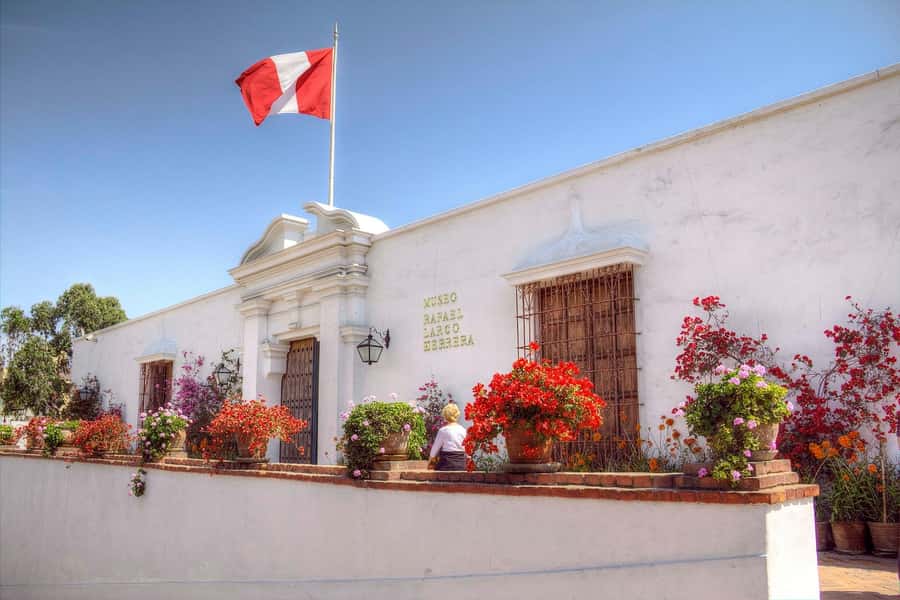Lima: Half-Day Private Lima City Tour and Larco Museum - Key points at a glance