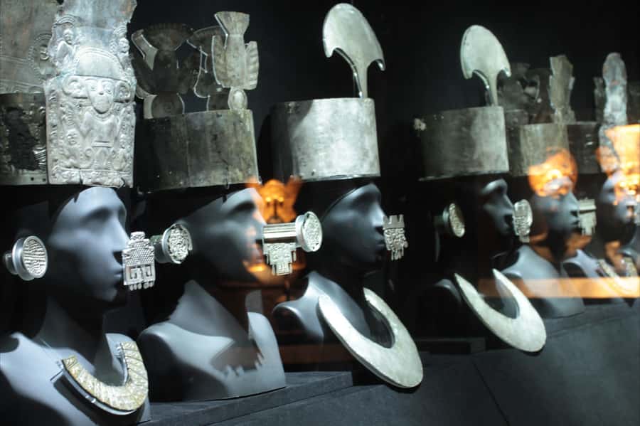 Lima: Half-Day Private Lima City Tour and Larco Museum - Inside the Larco Museum and its pyramid setting
