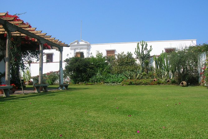 Lima´s Vibrant Heritage & Larco Museum of Cultures Half Day Tour - Guides, transport, and the real pace of the morning