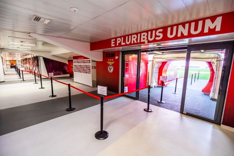 Lisbon: Luz Stadium Tour & SL Benfica Museum Entry - Starting at Door 17 beside Eusébio