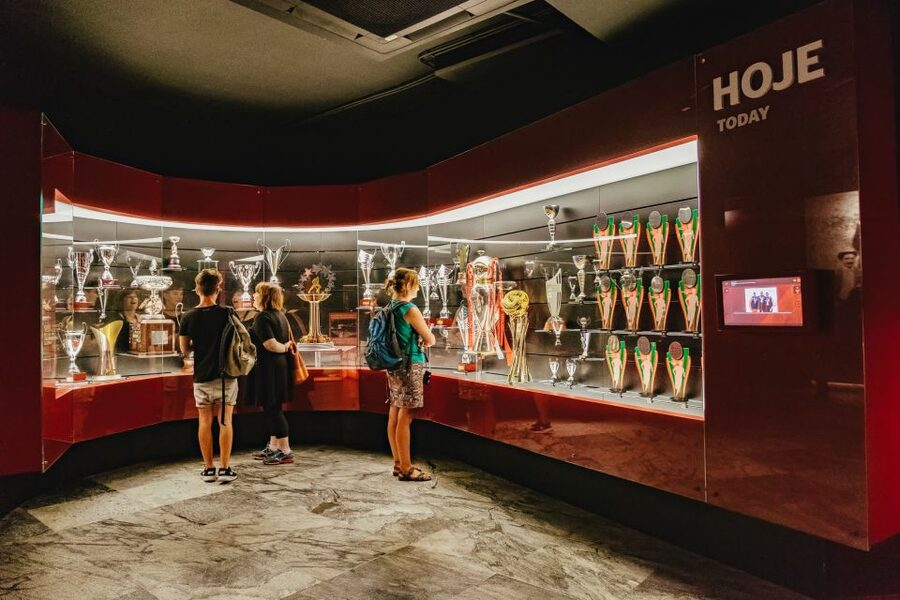 Lisbon: Luz Stadium Tour & SL Benfica Museum Entry - Guided visits and the summer self-guided format