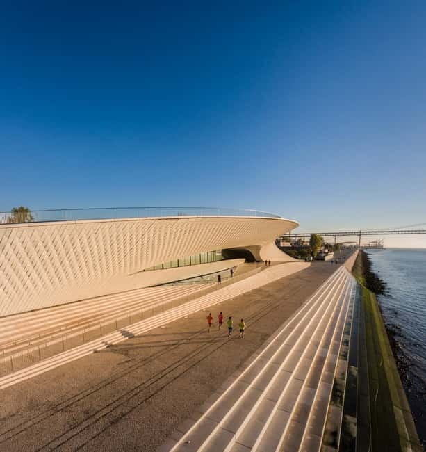 Lisbon: MAAT Gallery and MAAT Central Entry Tickets - Two MAAT buildings, two very different moods