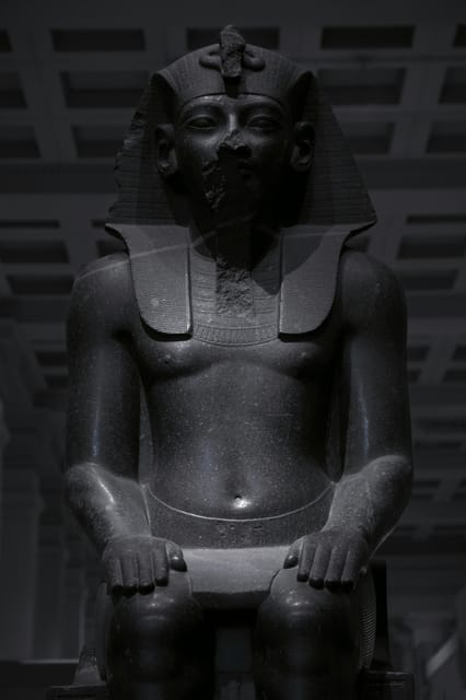 London: 2-Hour Guided Tour of the British Museum - Roman mosaics, statues, and engineering