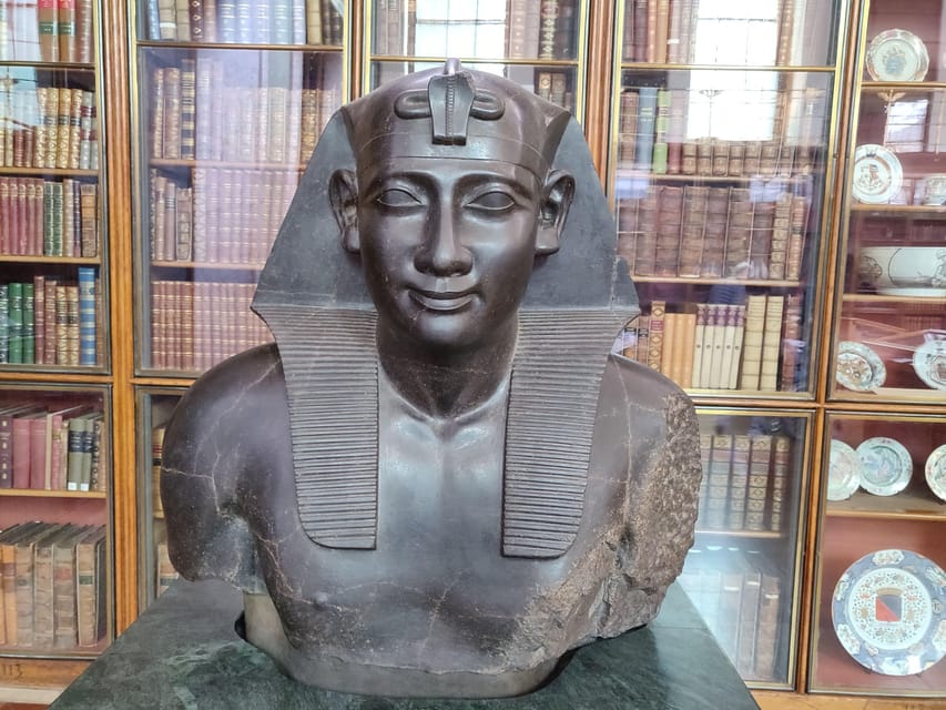 London: British Museum Tour with Archaeologist Guide - The Rosetta Stone and the power of written evidence