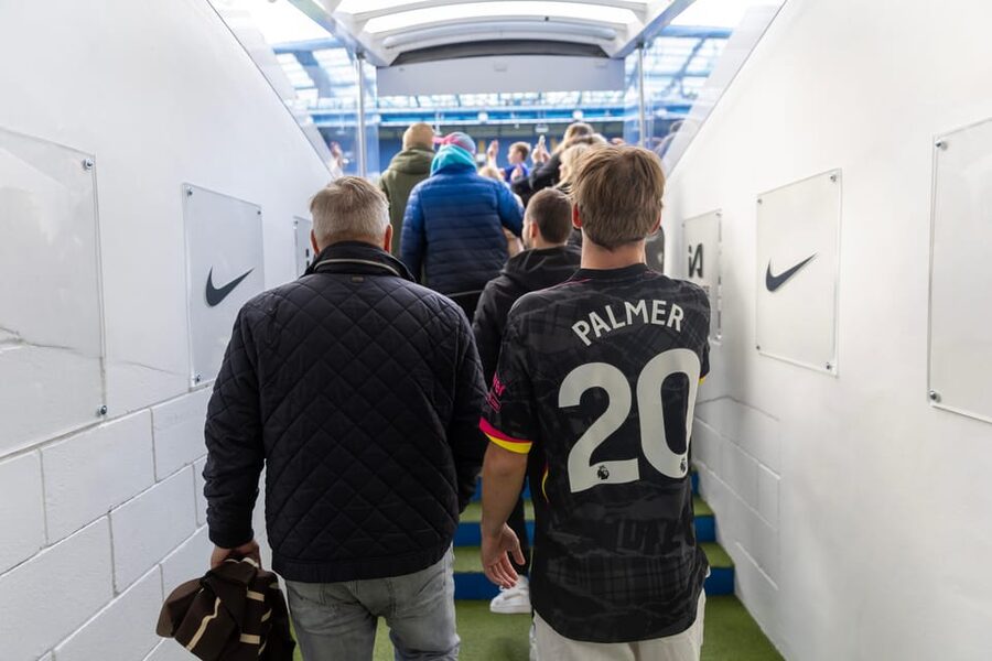 London: Chelsea FC Museum and Stamford Bridge Classic Tour - Trophy photos, player images, and club memorabilia