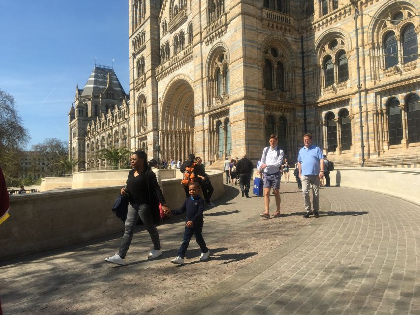 London: Natural History Museum Entry Ticket and Guided Tour - What the guide adds