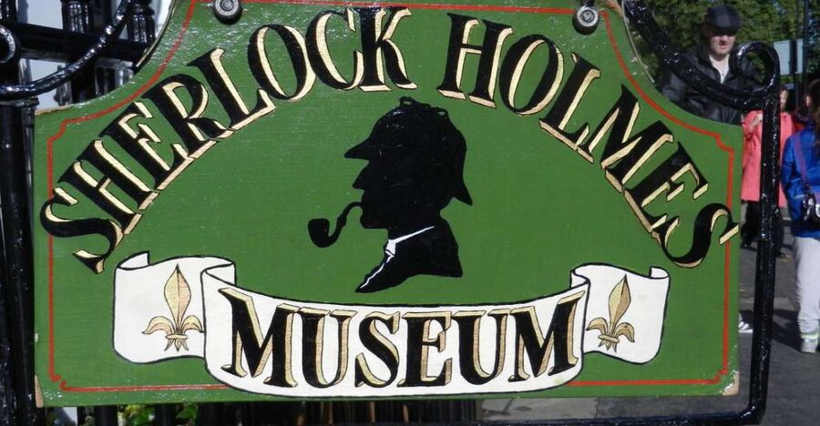 London: Sherlock Holmes Museum & Westminster Walking Tour - From Westminster to 221b Baker Street