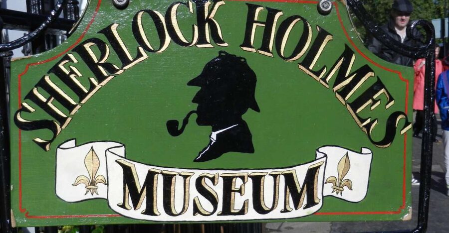 London: Top 30 Sights Tour and Sherlock Holmes Museum - Key points at a glance
