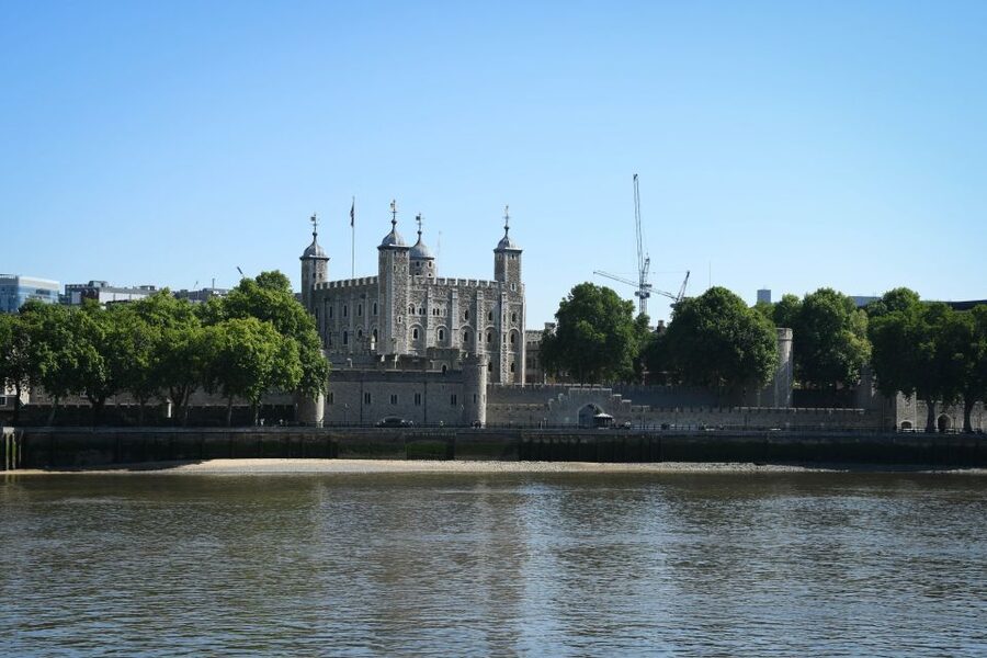 London: Top 30 Sights Tour and Sherlock Holmes Museum - A big London introduction in four hours