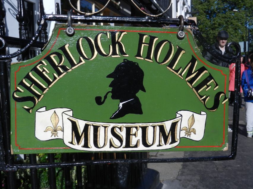 London: Top 30 Sights Tour and Sherlock Holmes Museum - Westminster’s headline sights