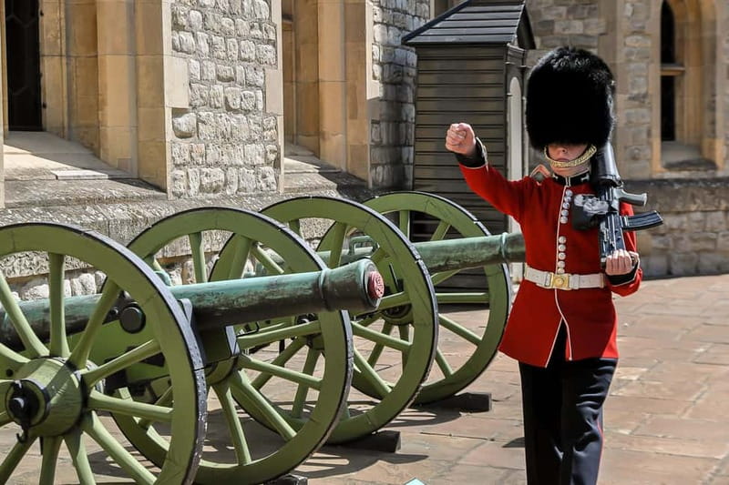 London: Tower of London and Crown Jewels Exhibition Ticket - Why the Tower of London is more than a crown display