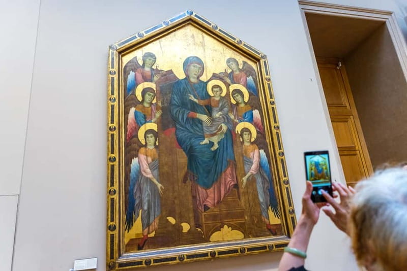 Louvre Museum: Skip-the-Line Small Group Guided Tour - Italian Renaissance and the stories behind the art