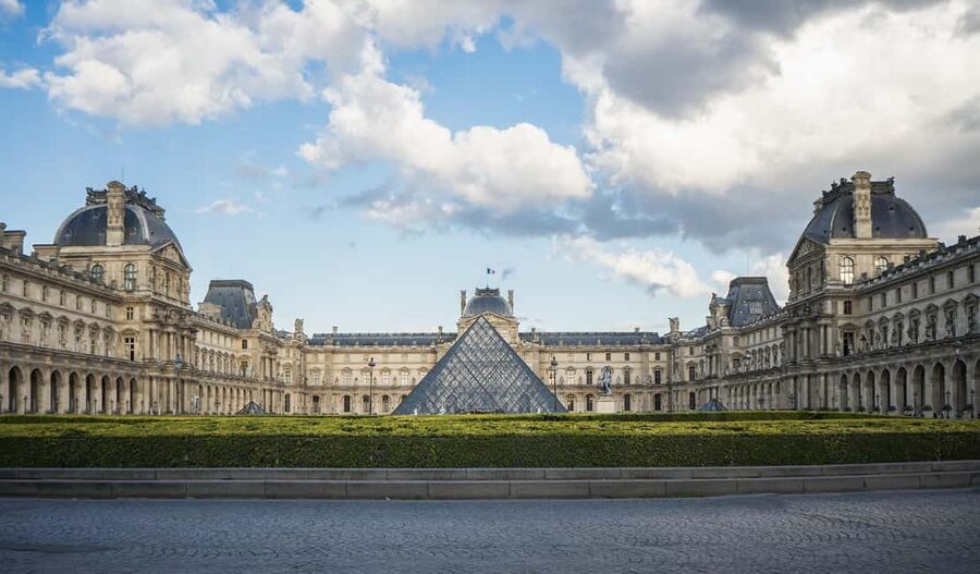 Louvre Museum Timed Entrance Ticket with Audio Guide - Key points to know before you book