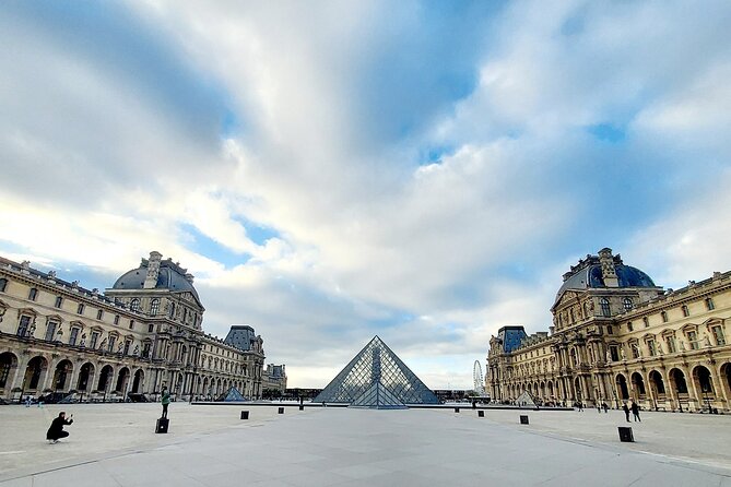 Louvre Museum Timed Entry Ticket - Optional Private Guide - Choosing Self-Guided Touring or a Private Guide
