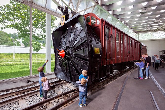 Lucerne Swiss Museum of Transport Entrance Ticket - Aviation Hall: aircraft you can understand