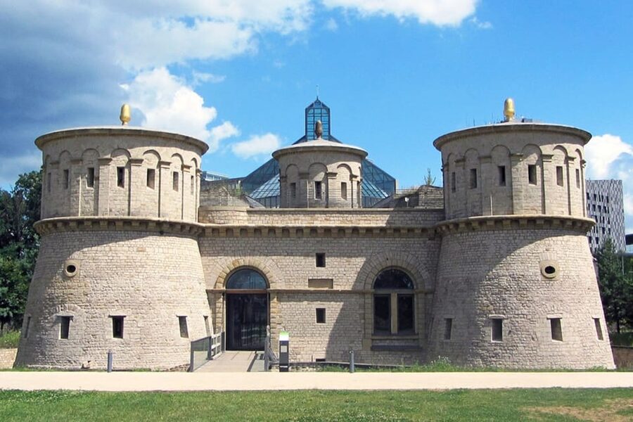 Luxembourg: Combi-Ticket City Train & the 7 Museums Pass - Casino Luxembourg focuses on contemporary art