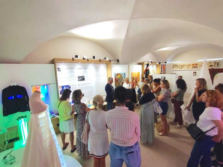 Lyon: Musée Soieries Brochier guided tour in French - Haute couture gowns by famous designers