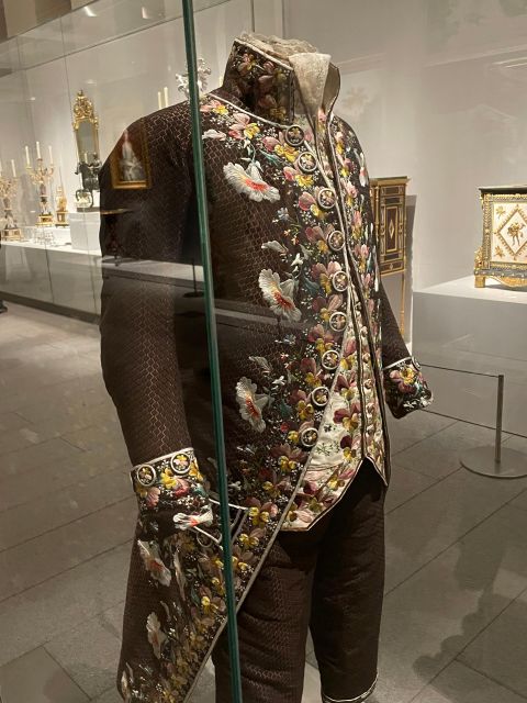 Madrid: Basic Guided Tour of the Royal Collections Gallery - Who Will Enjoy This Tour Most?