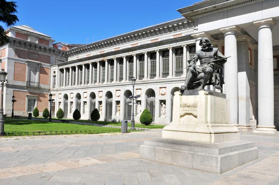 Madrid: Guided Tour of Prado Museum and Royal Palace - The Stradivari collection is a special detail