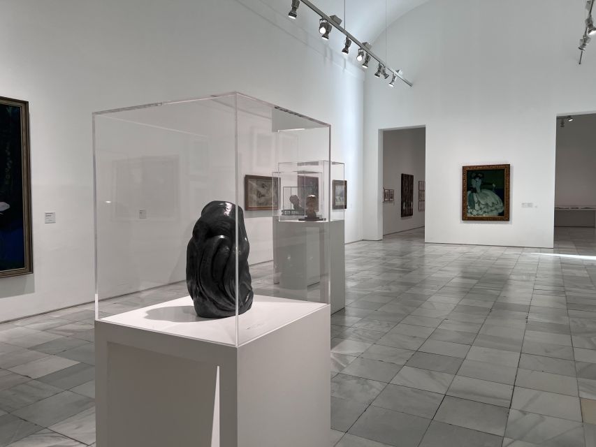Madrid: Guided Tour of Reina Sofía Museum with Entry Ticket - Who should book this Reina Sofía tour