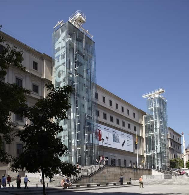 Madrid: Reina Sofía Museum Guided Tour, Small Group - Choosing the optional restaurant meal