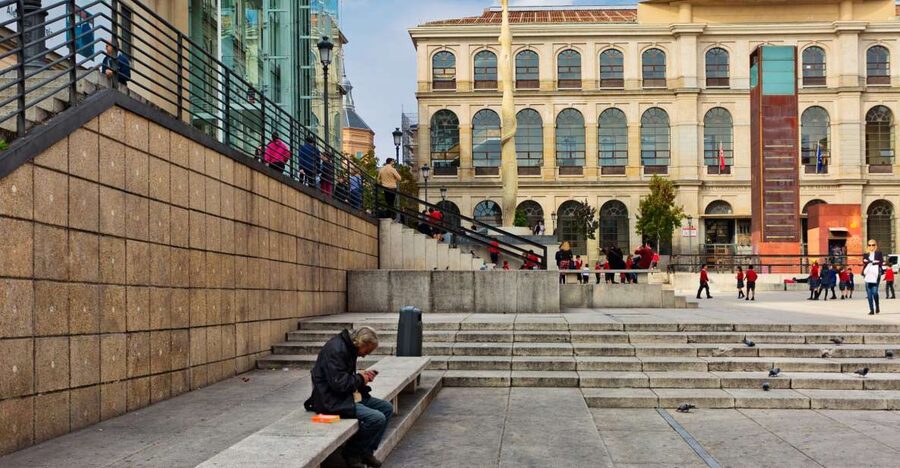 Madrid: Reina Sofia Museum Private Tour with Skip-the-Line - Key points to know