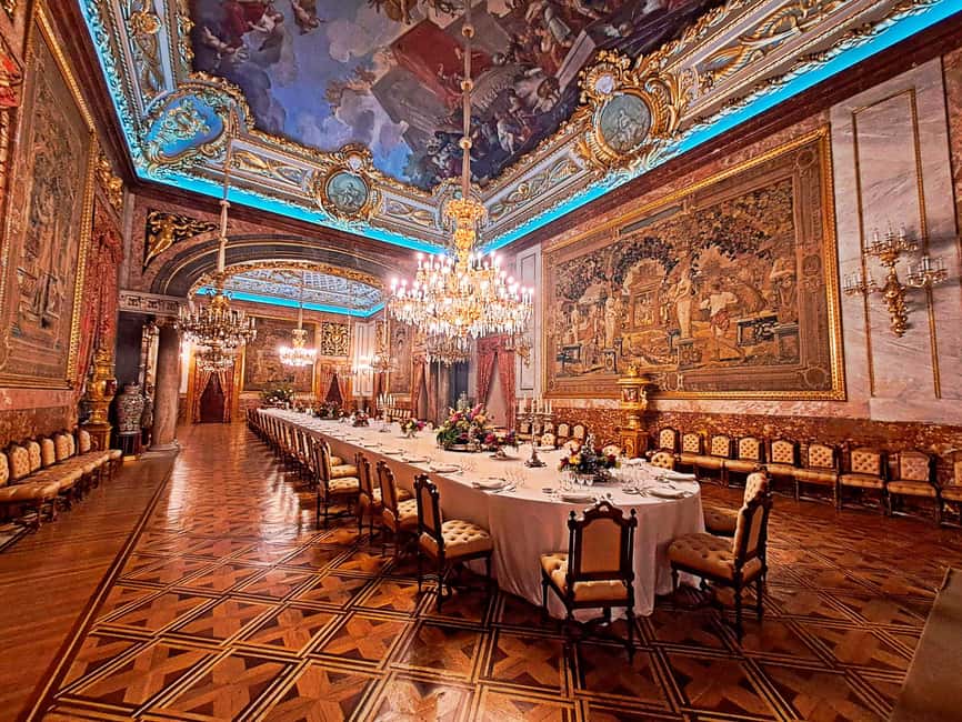 Madrid: VIP Private visit to Royal Palace and Prado Museum - Traveling to the Prado by private transport