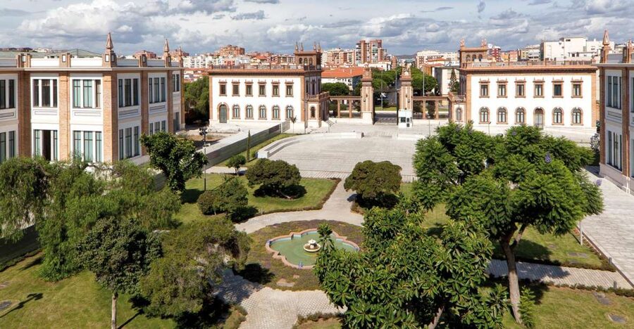 Málaga: MEET and Russian Museum Entry - Should you book the Málaga Russian Museum and MEET ticket?