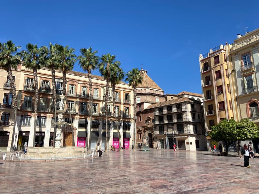 Malaga: Old Tour Walking Tour w/Cathedral & Picasso Museum - Starting in Constitution Square