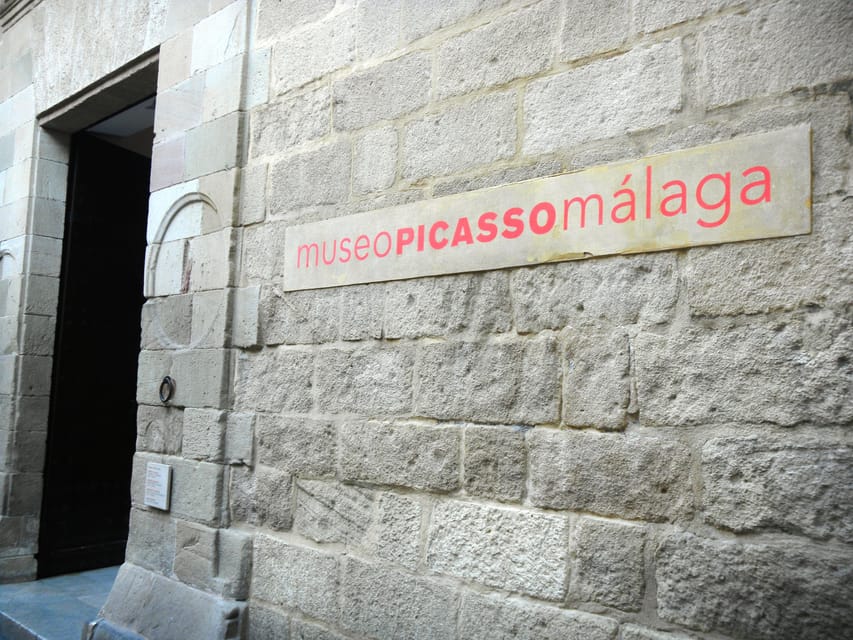 Malaga: Old Tour Walking Tour w/Cathedral & Picasso Museum - My take on the guides and teaching style