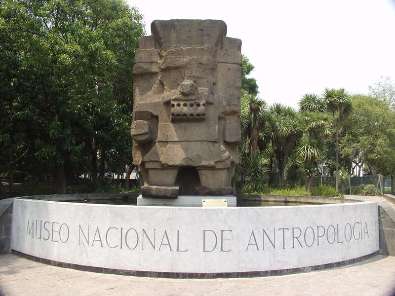 Mexico City tour & Anthropology Museum Tour - Seeing the Historic Center by van and on foot