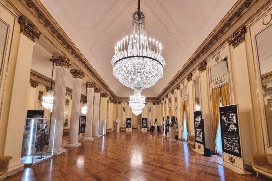 Milan: La Scala Theater and Museum Tour with Entry Tickets - Why La Scala is worth an hour of your Milan time