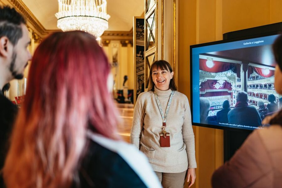 Milan: "Museo Teatrale Alla Scala" Guided Tour - Guides who make the difference