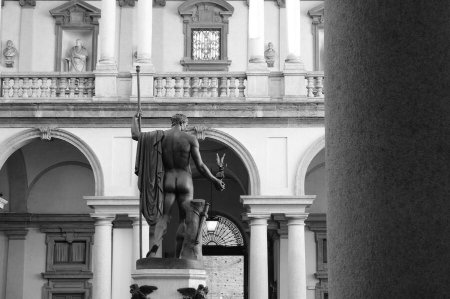 Milan: Pinacoteca Art Gallery and Brera District Guided Tour - Why the Pinacoteca works best with a guide