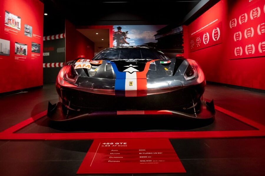 Modena: Discover Ferrari Museum & Pavarotti land - Who will enjoy this most