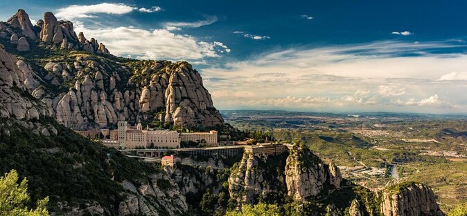 Montserrat Nature Walk, Monastery and Museum from Barcelona - Leaving Barcelona from Plaça de Catalunya
