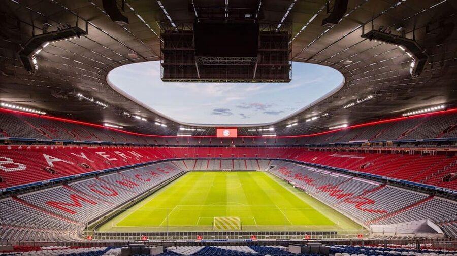 Munich: FC Bayern Museum + Arena View - Seeing Allianz Arena from the North Stand