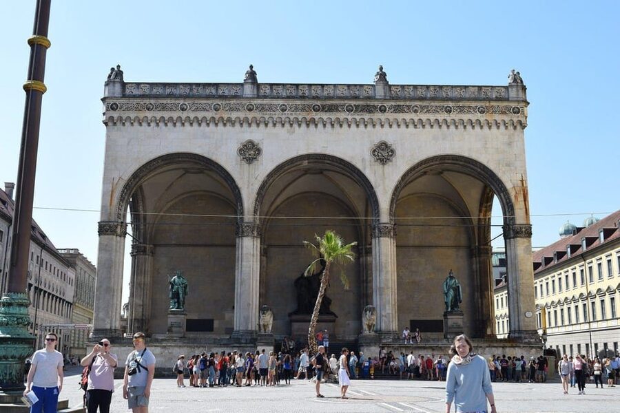 Munich Private Walking Tour with BMW Museum & Welt Entry - Marienplatz, the town halls, and the Glockenspiel