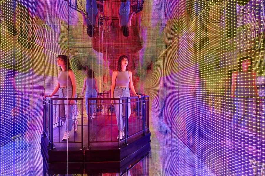 Munich: WOW Museum - Room for Illusions Ticket - Who Will Enjoy It Most